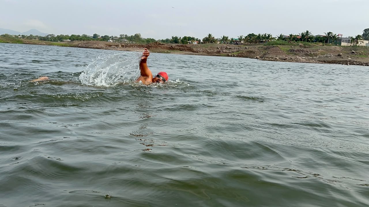 Open water swimming training